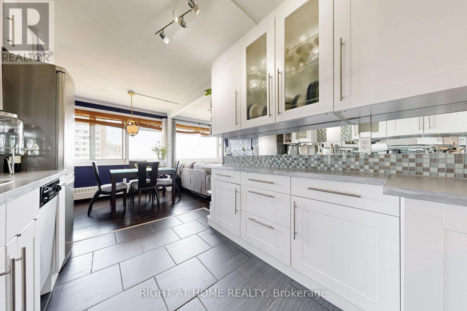 1704 - 735 Don Mills Road, Toronto, Ontario  M3C 1T1 - Photo 20 - C12193542