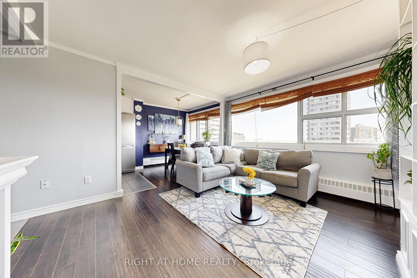 1704 - 735 Don Mills Road, Toronto, Ontario  M3C 1T1 - Photo 9 - C12193542