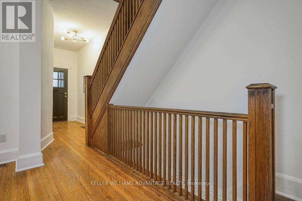 171 Gledhill Avenue, Toronto, Ontario  M4C 5K9 - Photo 13 - E12193496