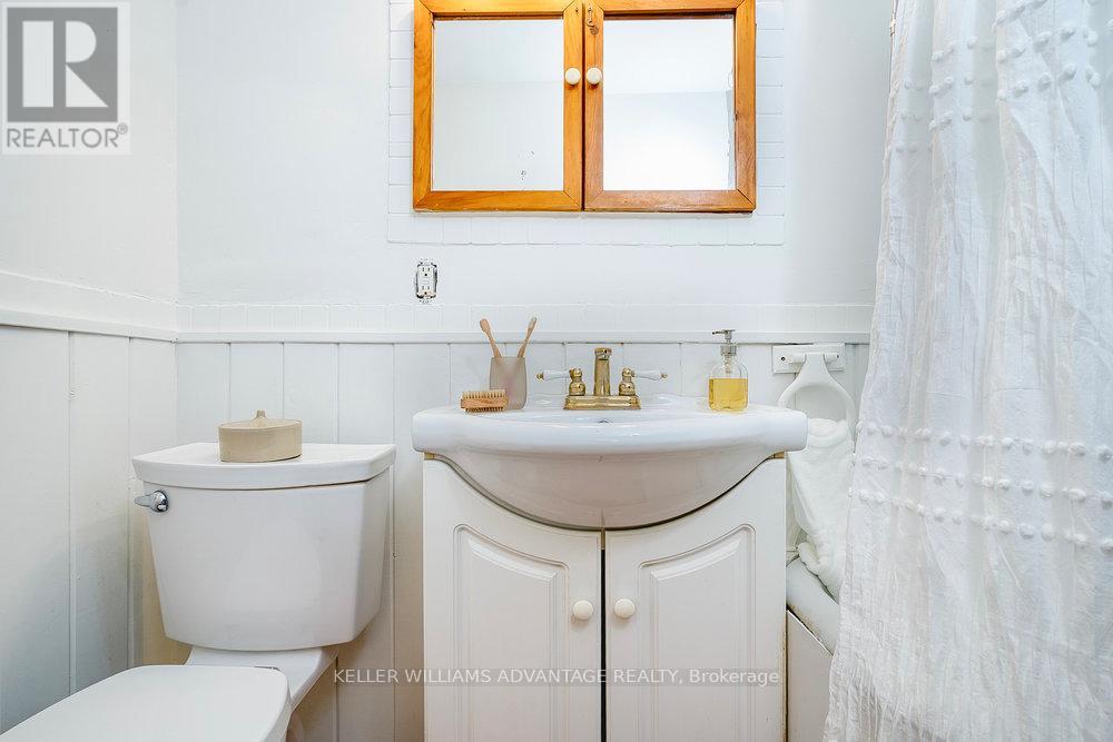 171 Gledhill Avenue, Toronto, Ontario  M4C 5K9 - Photo 25 - E12193496