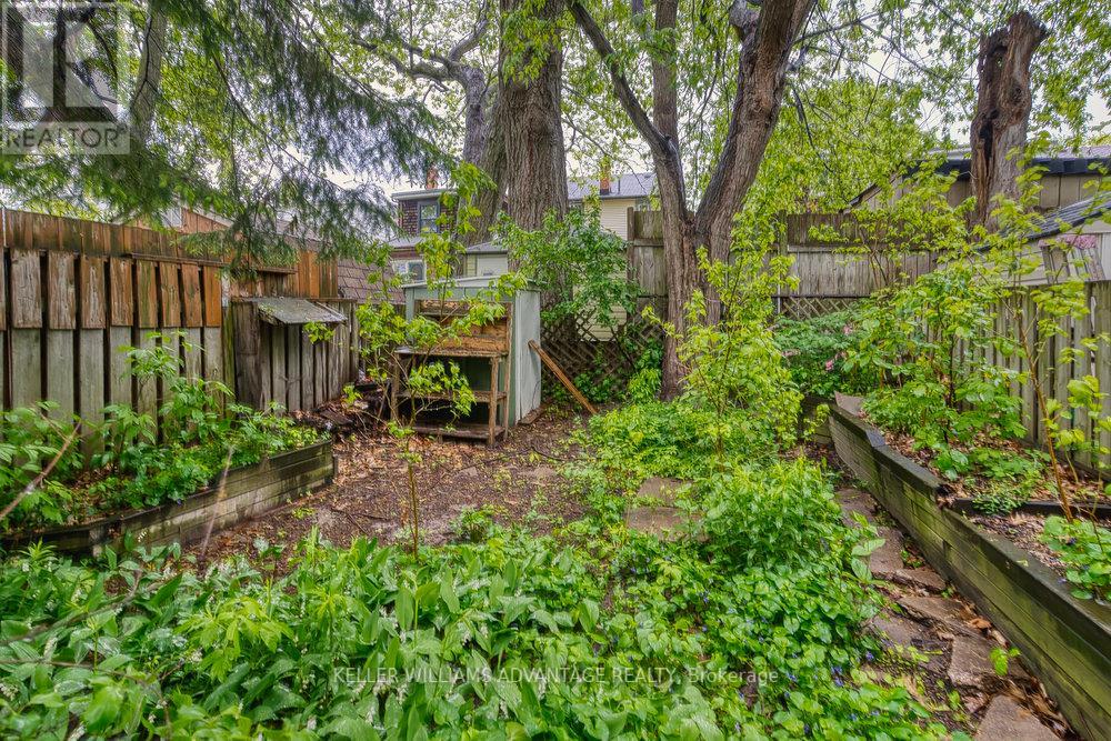 171 Gledhill Avenue, Toronto, Ontario  M4C 5K9 - Photo 38 - E12193496
