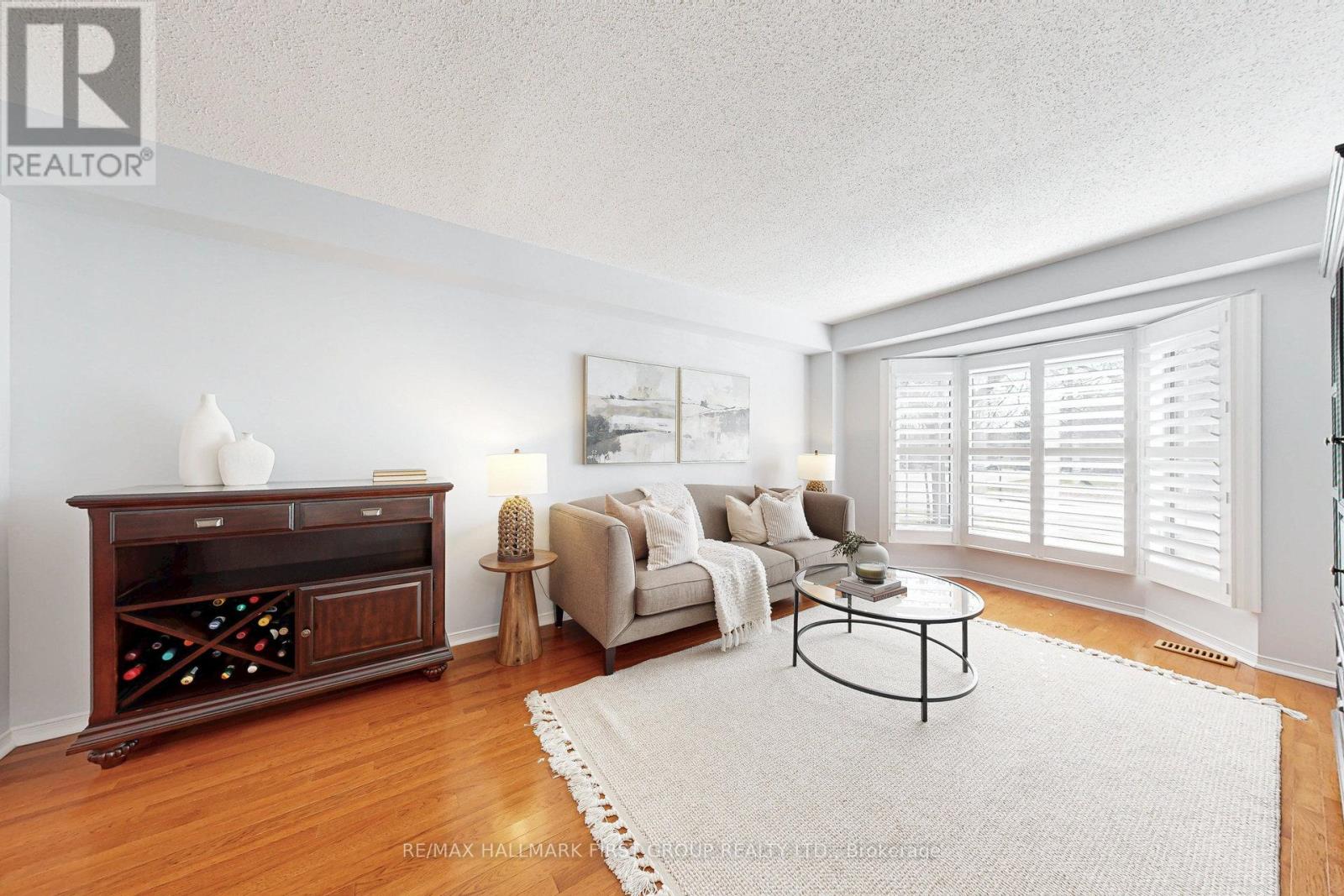 898 Darwin Drive, Pickering, Ontario  L1X 2P8 - Photo 7 - E12193538
