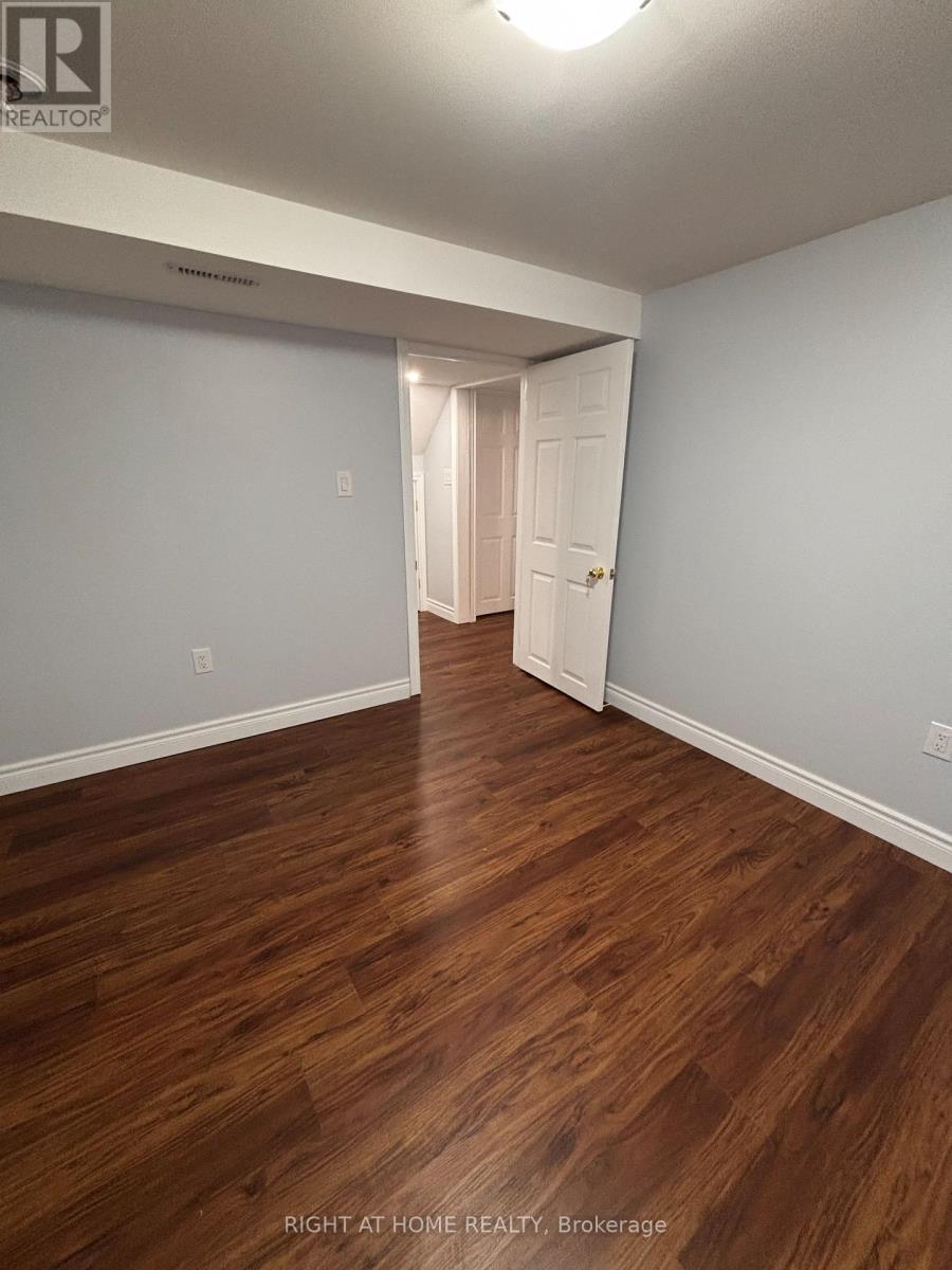 530 Mclevin Avenue, Toronto, Ontario  M1B 4H6 - Photo 13 - E12193575