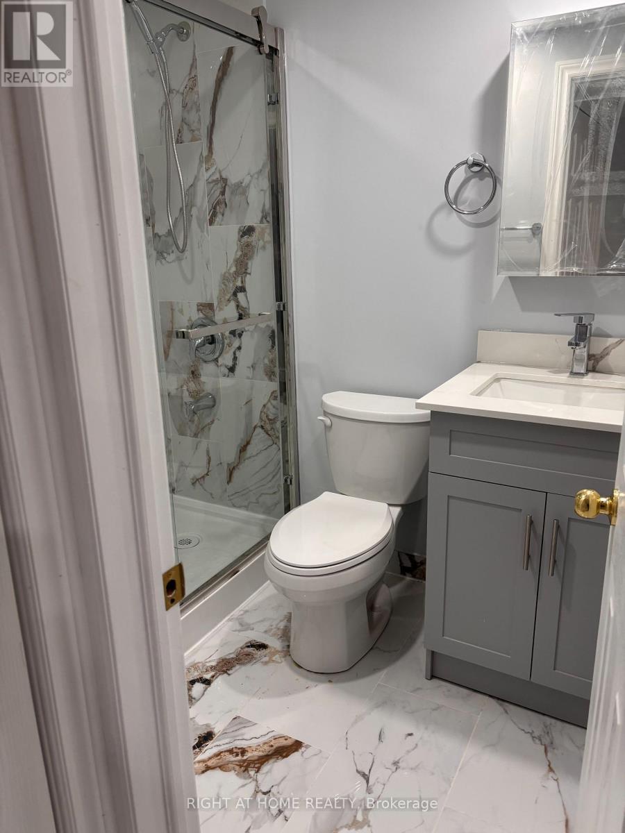 530 Mclevin Avenue, Toronto, Ontario  M1B 4H6 - Photo 5 - E12193575