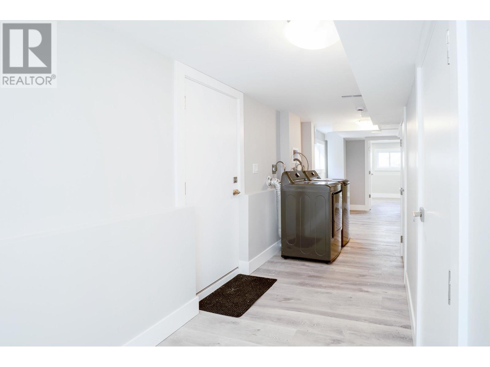 7987 Graham Avenue, Burnaby, British Columbia  V3N 1V8 - Photo 17 - R3009901