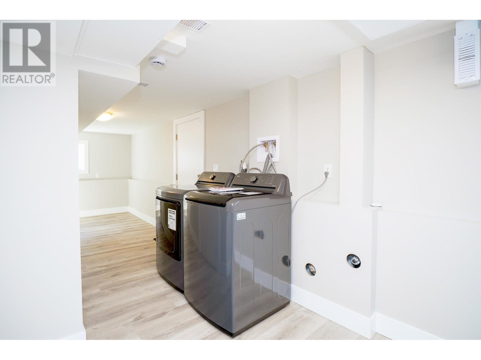 7987 Graham Avenue, Burnaby, British Columbia  V3N 1V8 - Photo 18 - R3009901