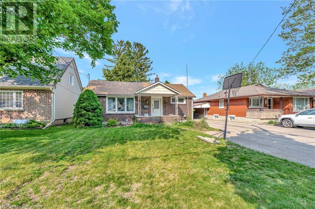 48 Belmont Avenue E, Kitchener, Ontario  N2M 4B9 - Photo 2 - 40736186