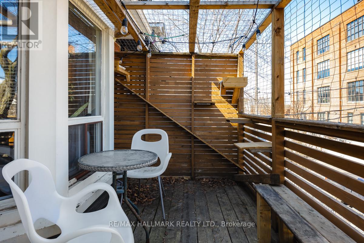 223 Wallace Avenue, Toronto, Ontario  M6H 1V5 - Photo 24 - W12193370