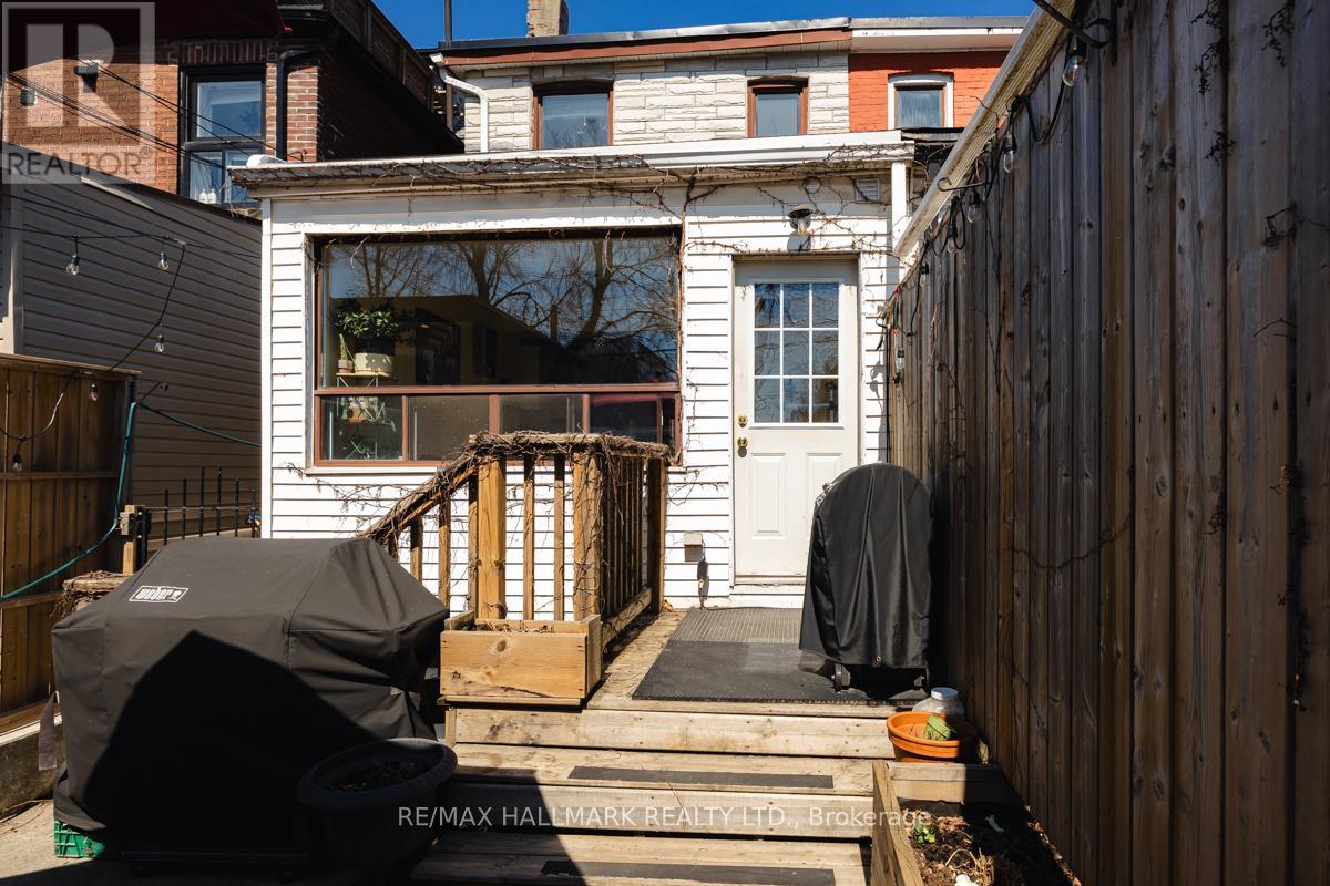 223 Wallace Avenue, Toronto, Ontario  M6H 1V5 - Photo 30 - W12193370
