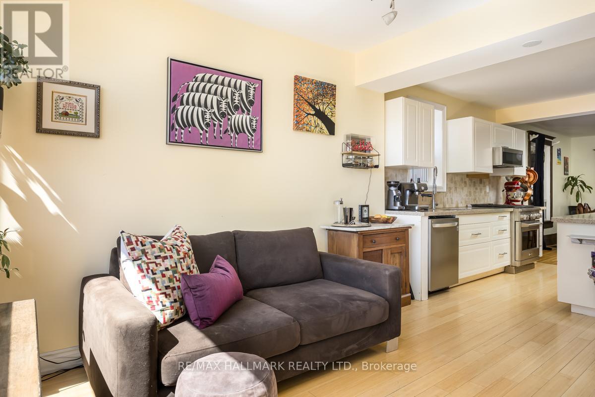223 Wallace Avenue, Toronto, Ontario  M6H 1V5 - Photo 5 - W12193370