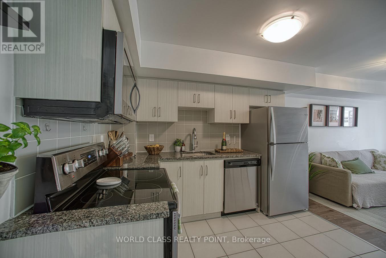 221 - 7 Applewood Lane E, Toronto, Ontario  M9C 0C1 - Photo 11 - W12193401