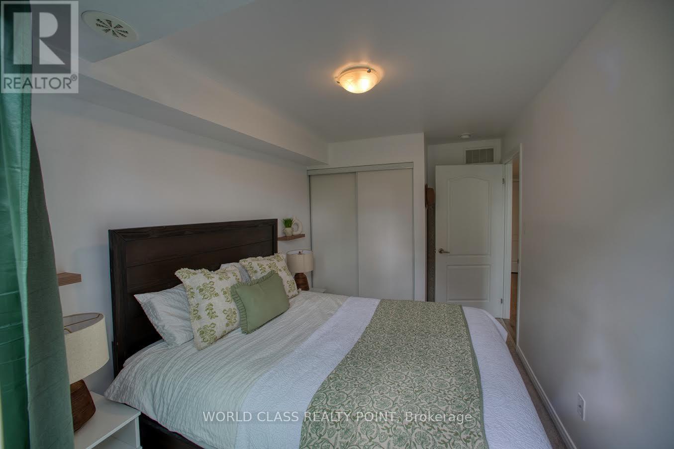 221 - 7 Applewood Lane E, Toronto, Ontario  M9C 0C1 - Photo 14 - W12193401