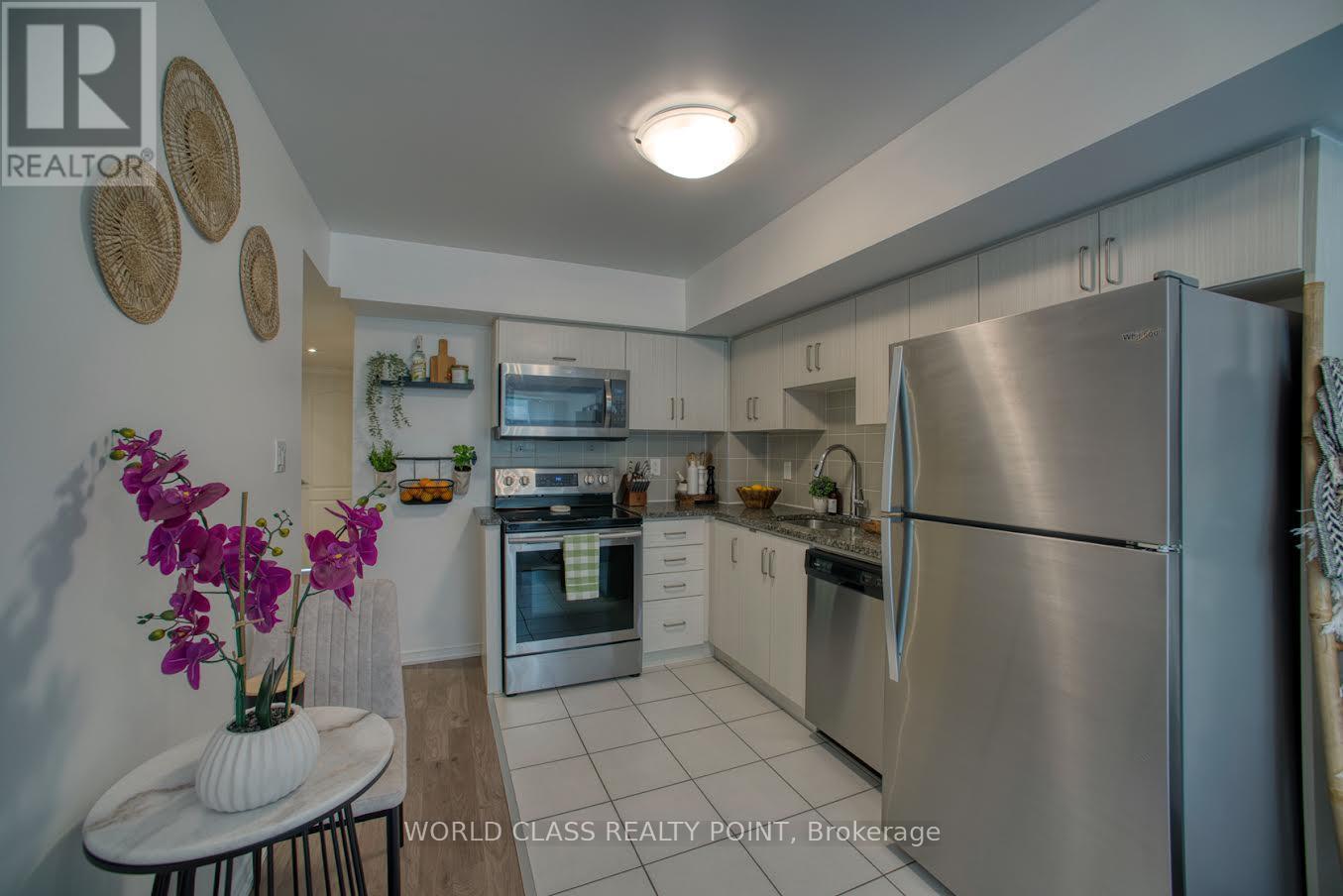 221 - 7 Applewood Lane E, Toronto, Ontario  M9C 0C1 - Photo 9 - W12193401