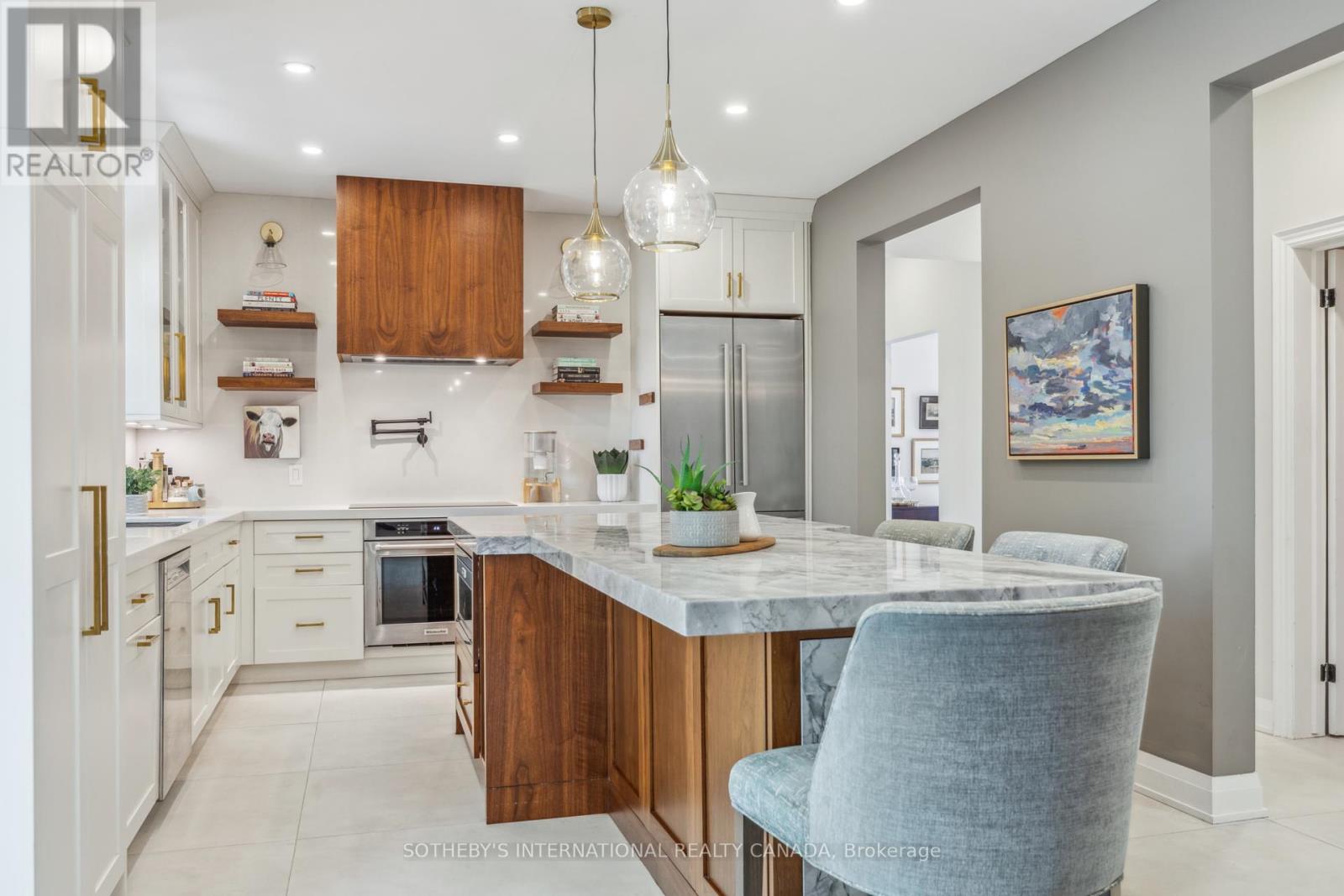 221 Carlini Court, Oakville, Ontario  L6K 3Y8 - Photo 16 - W12193418