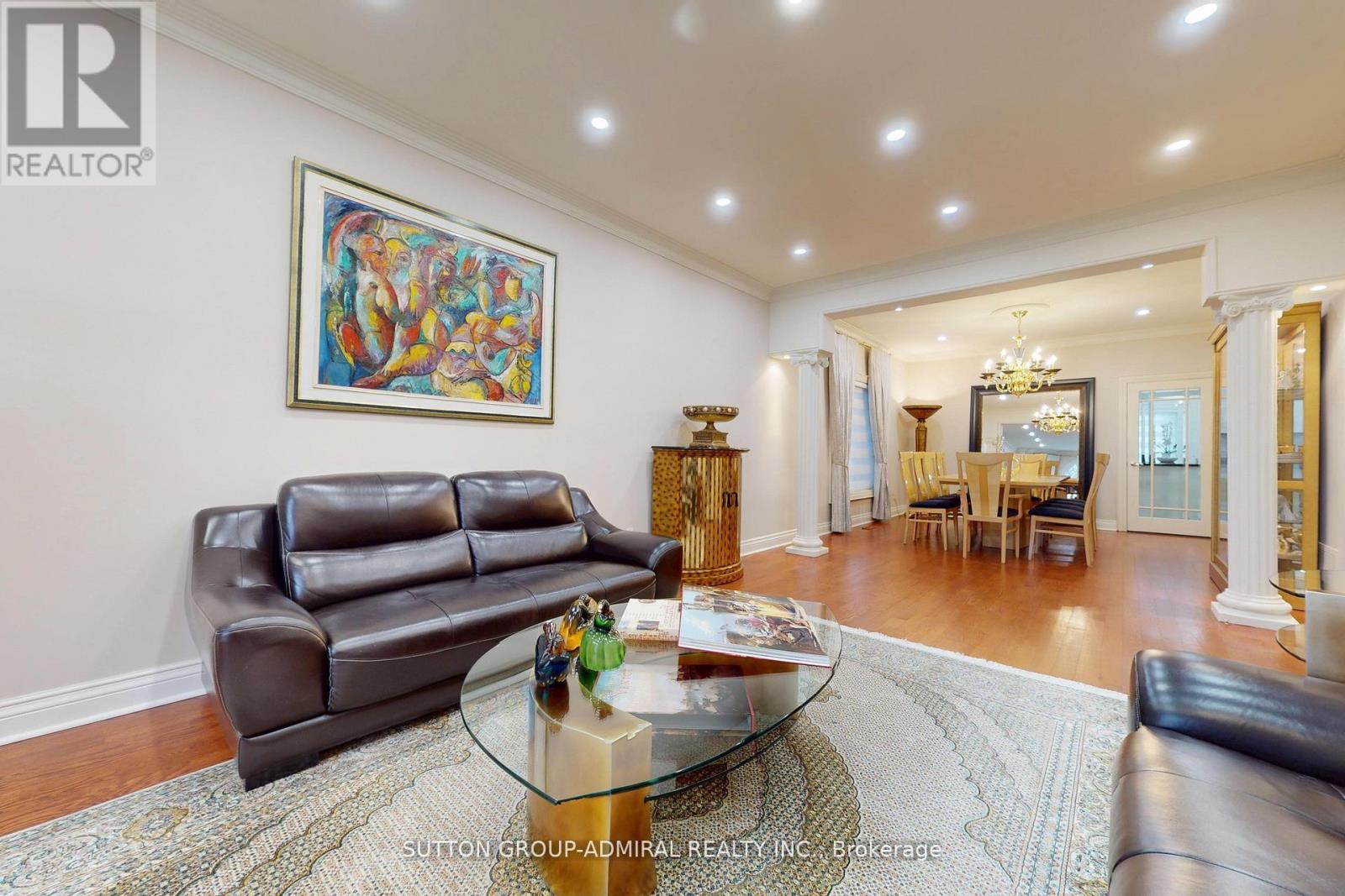 Property at 220 KING HIGH DRIVE image 4