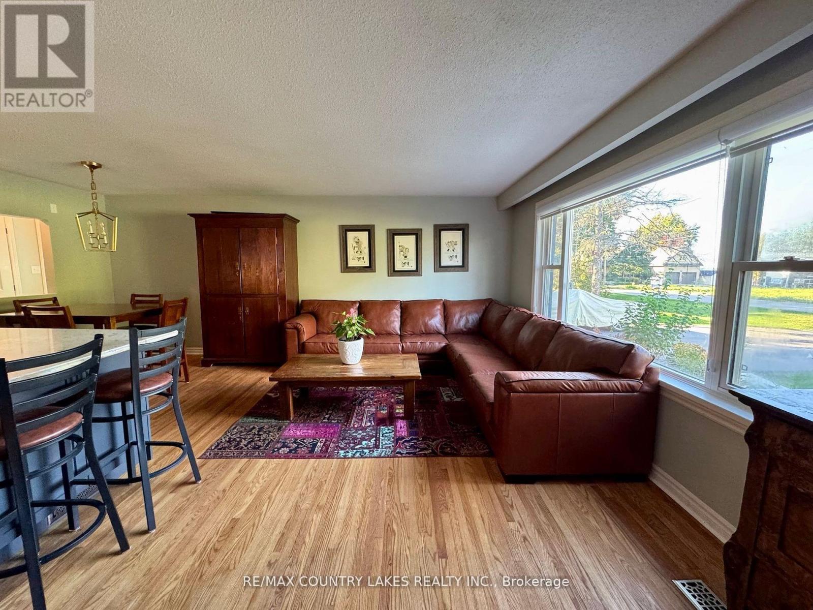 59 Third Street, Brock (Beaverton), Ontario  L0K 1A0 - Photo 4 - N12193589