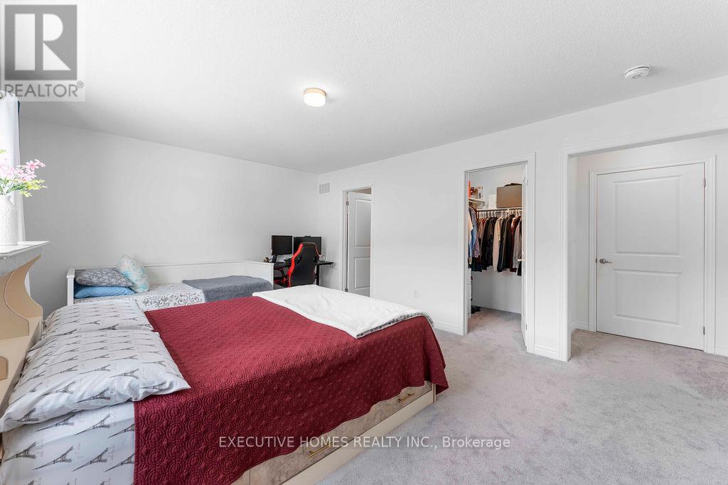23 Kingsbury Trail, Barrie, Ontario  L9J 0W8 - Photo 16 - S12193510