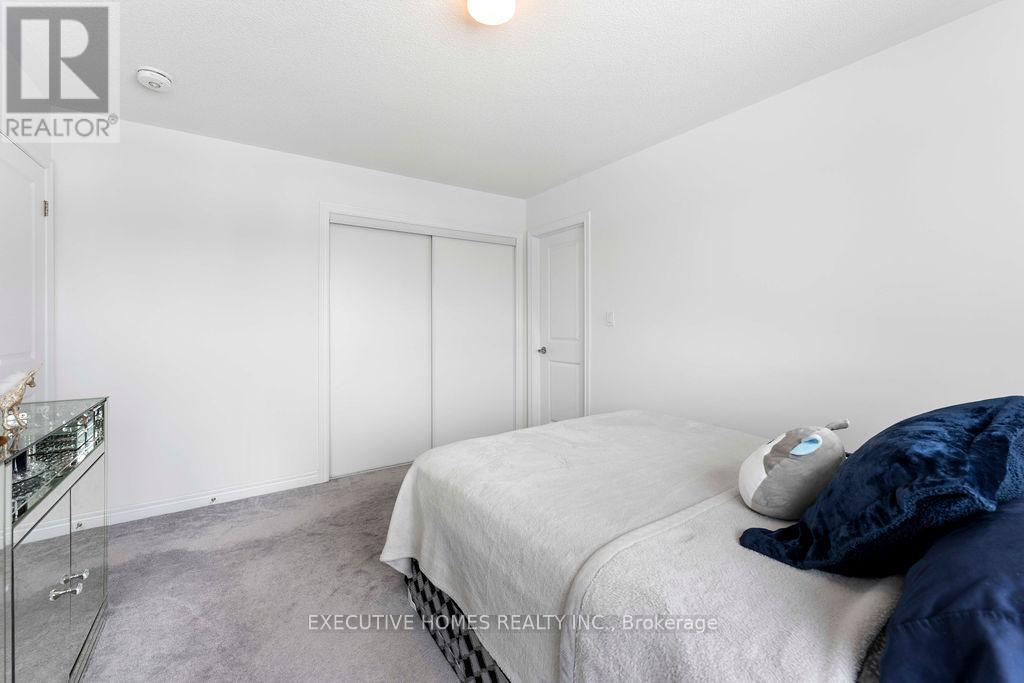 23 Kingsbury Trail, Barrie, Ontario  L9J 0W8 - Photo 22 - S12193510