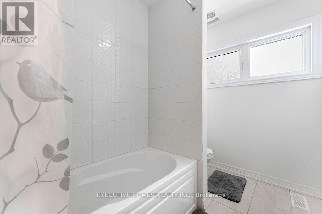 23 Kingsbury Trail, Barrie, Ontario  L9J 0W8 - Photo 25 - S12193510