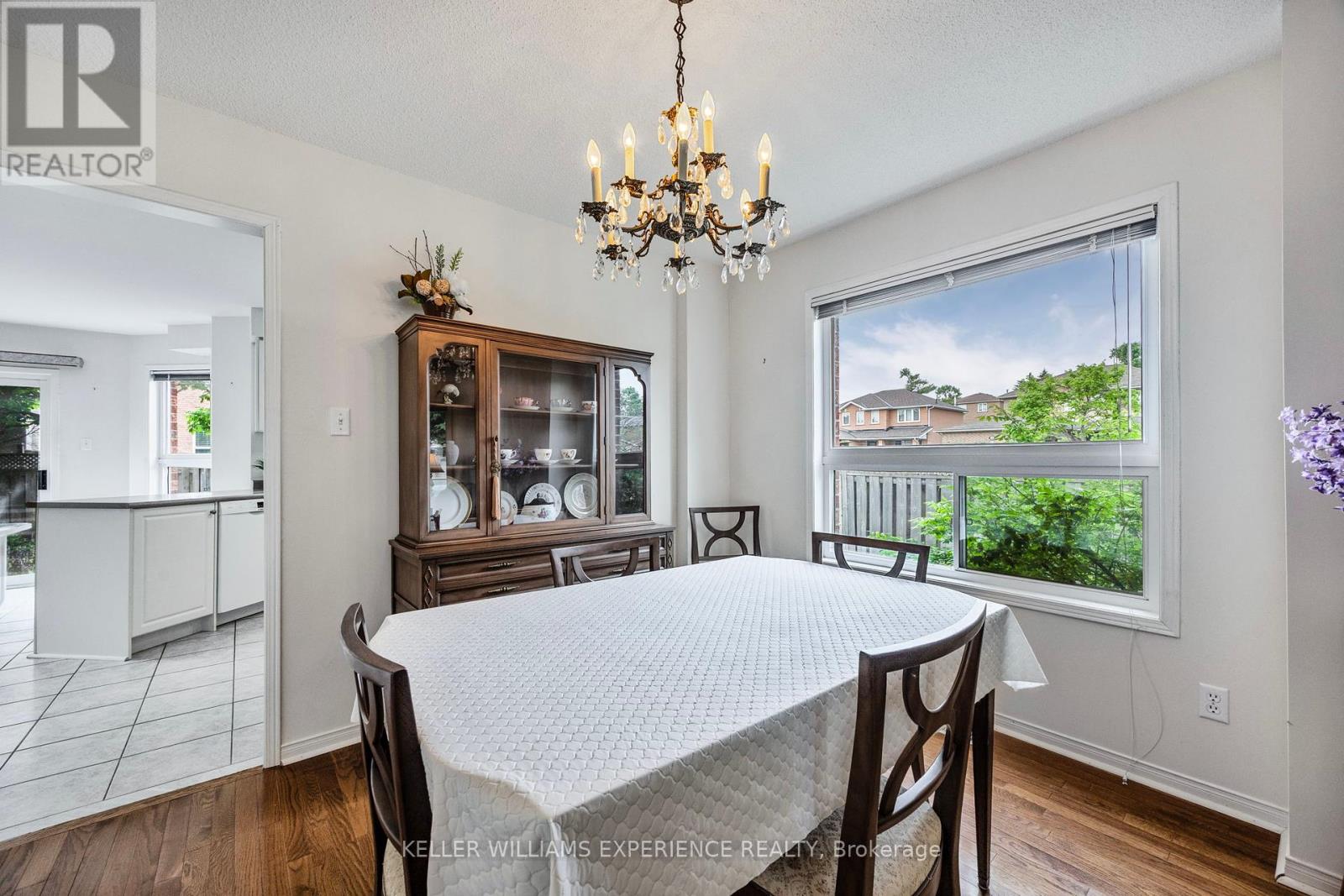 303 Livingstone Street W, Barrie, Ontario  L4N 7C2 - Photo 14 - S12193598