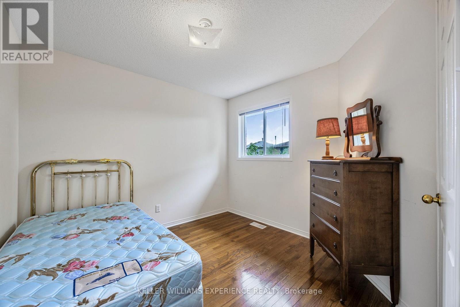 303 Livingstone Street W, Barrie, Ontario  L4N 7C2 - Photo 37 - S12193598