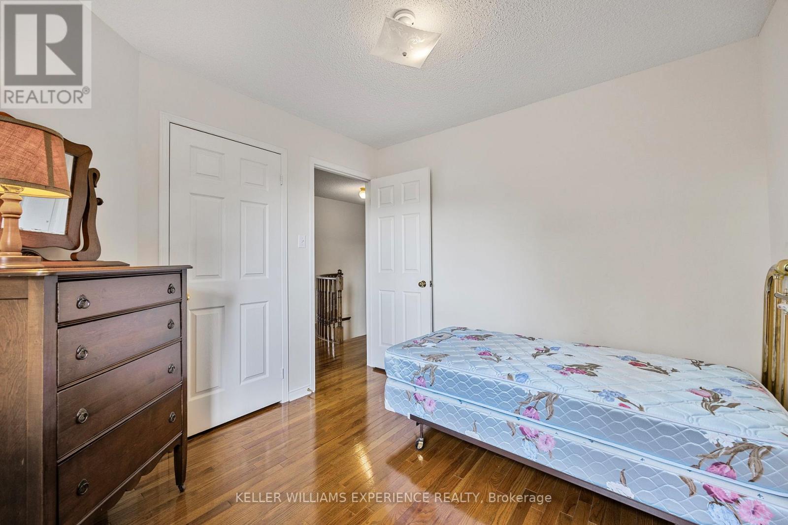 303 Livingstone Street W, Barrie, Ontario  L4N 7C2 - Photo 38 - S12193598