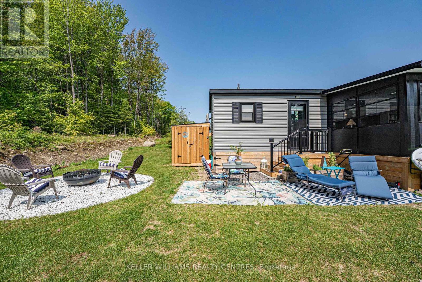 #38 Lakeridge - 1047 Bonnie Lake Camp Road, Bracebridge, Ontario  P1L 1W9 - Photo 14 - X12193410