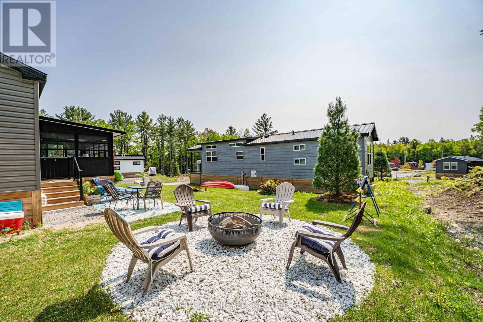 #38 Lakeridge - 1047 Bonnie Lake Camp Road, Bracebridge, Ontario  P1L 1W9 - Photo 17 - X12193410