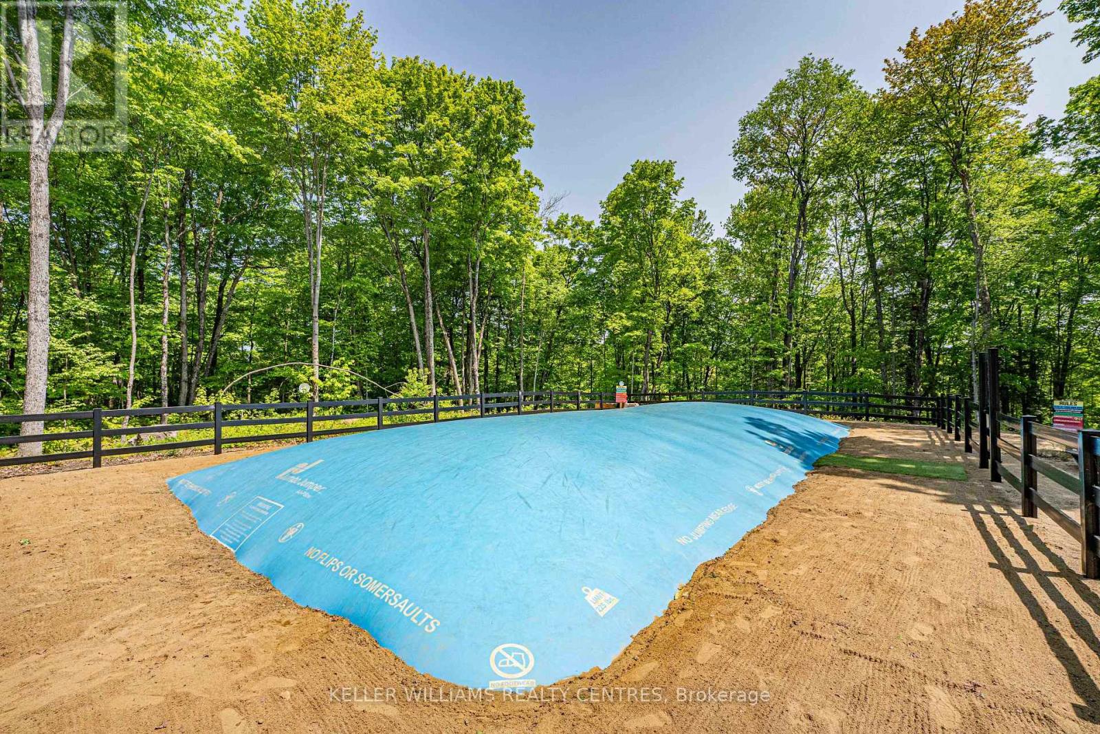 #38 Lakeridge - 1047 Bonnie Lake Camp Road, Bracebridge, Ontario  P1L 1W9 - Photo 35 - X12193410