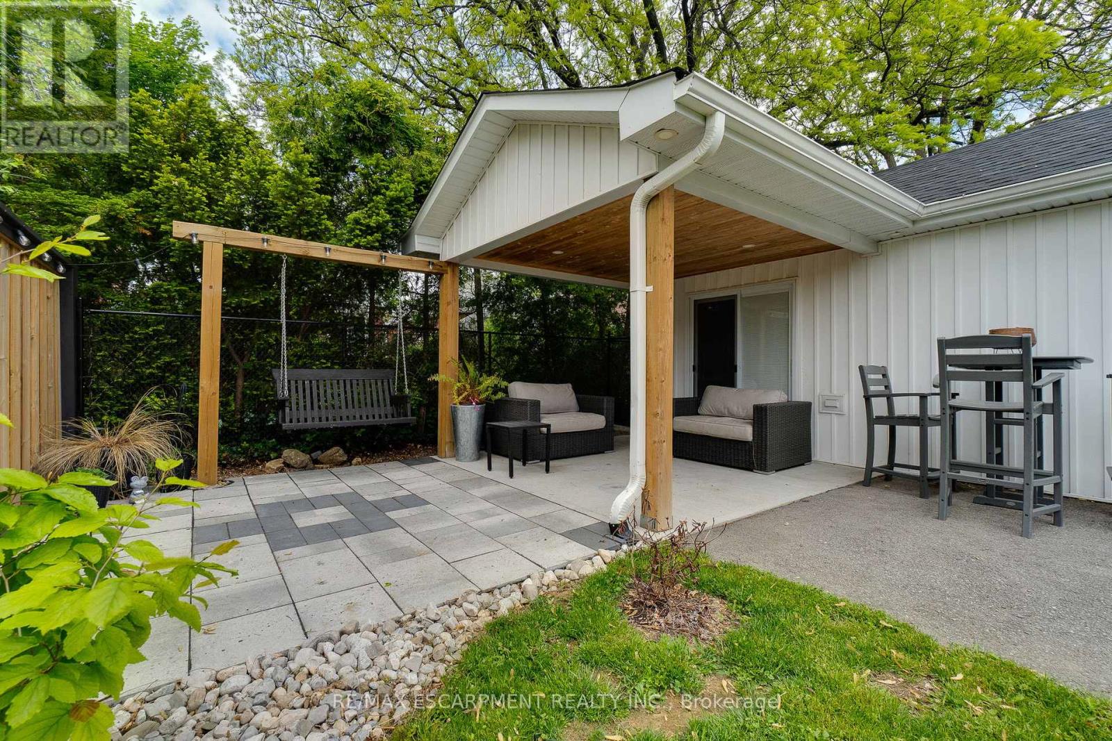 56 Highcliffe Avenue, Hamilton (Centremount), Ontario  L9A 3L5 - Photo 45 - X12193446