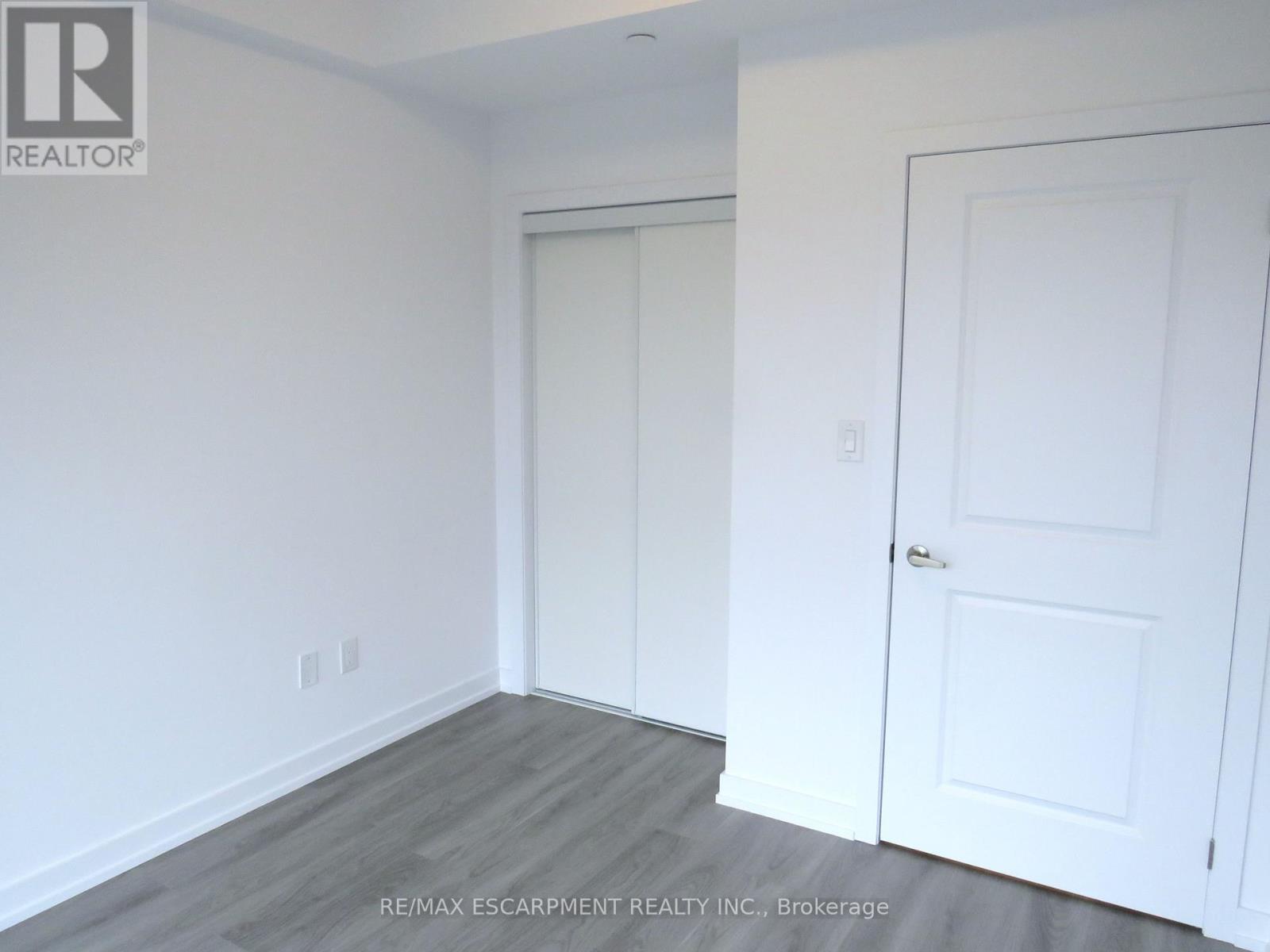 305 - 470 Dundas Street E, Hamilton, Ontario  L8B 2A6 - Photo 15 - X12193451