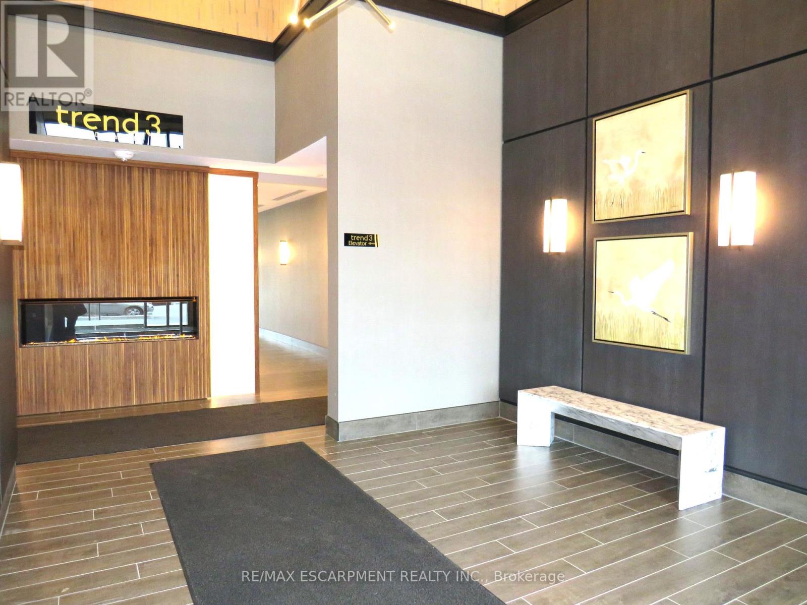 305 - 470 Dundas Street E, Hamilton, Ontario  L8B 2A6 - Photo 4 - X12193451