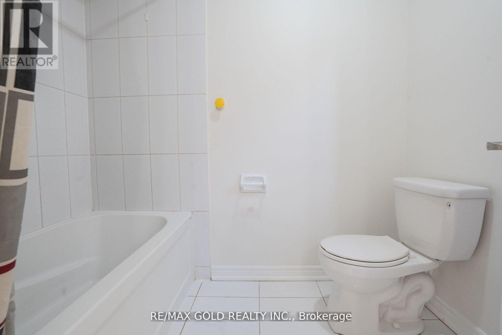4 Bilby Street, Brampton, Ontario  L7A 0G4 - Photo 17 - W12193515