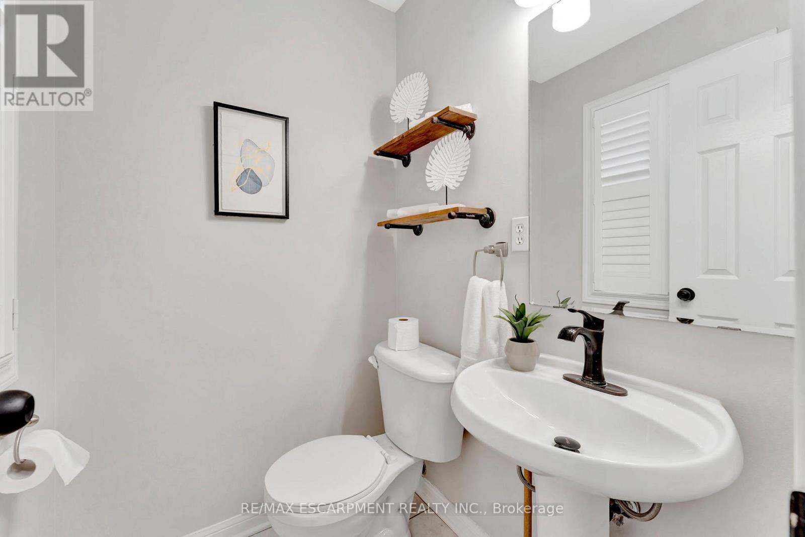 646 Kerr Trail, Milton, Ontario  L9T 5W1 - Photo 15 - W12193561
