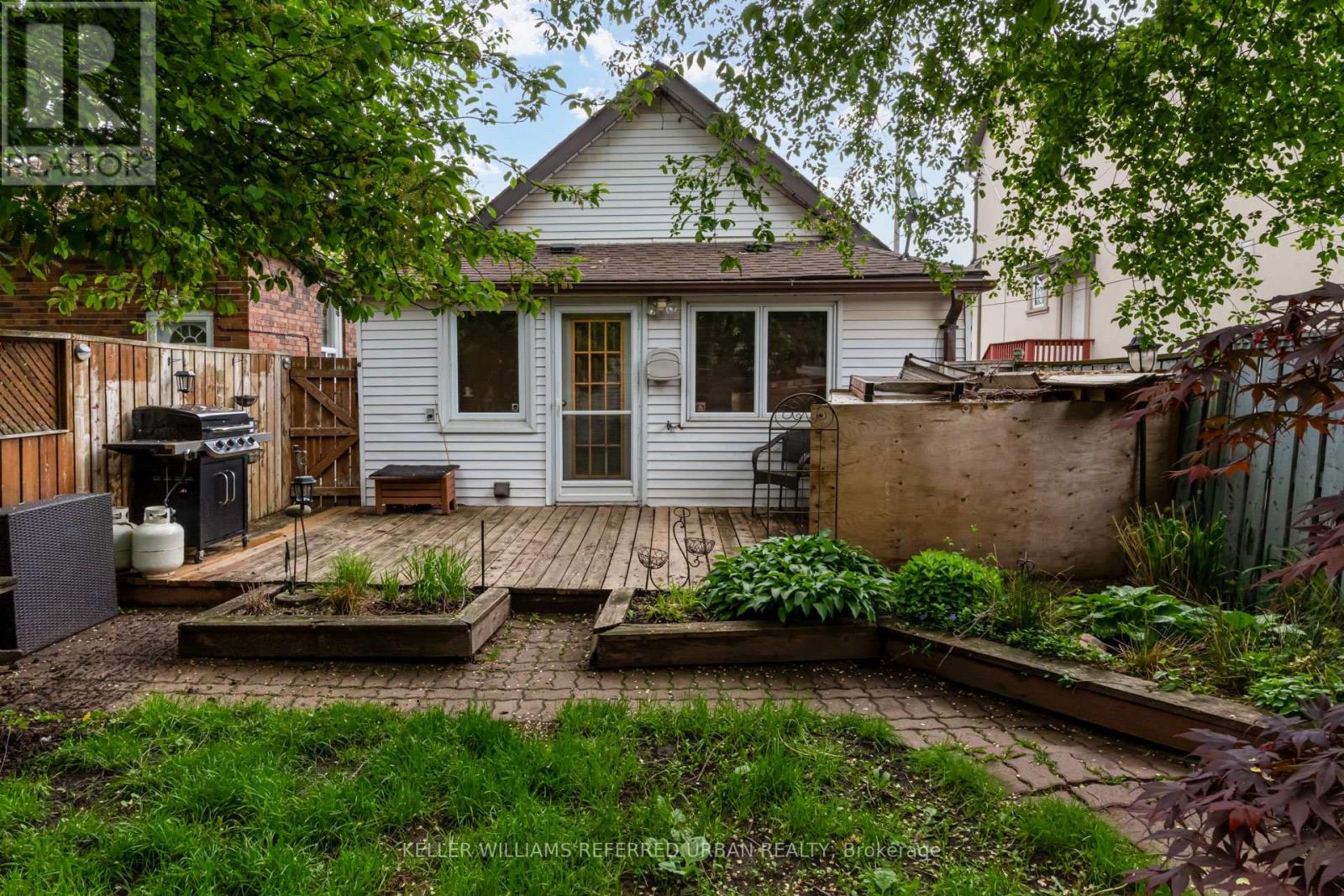 88 Sixteenth Street, Toronto, Ontario  M8V 3K1 - Photo 11 - W12193585