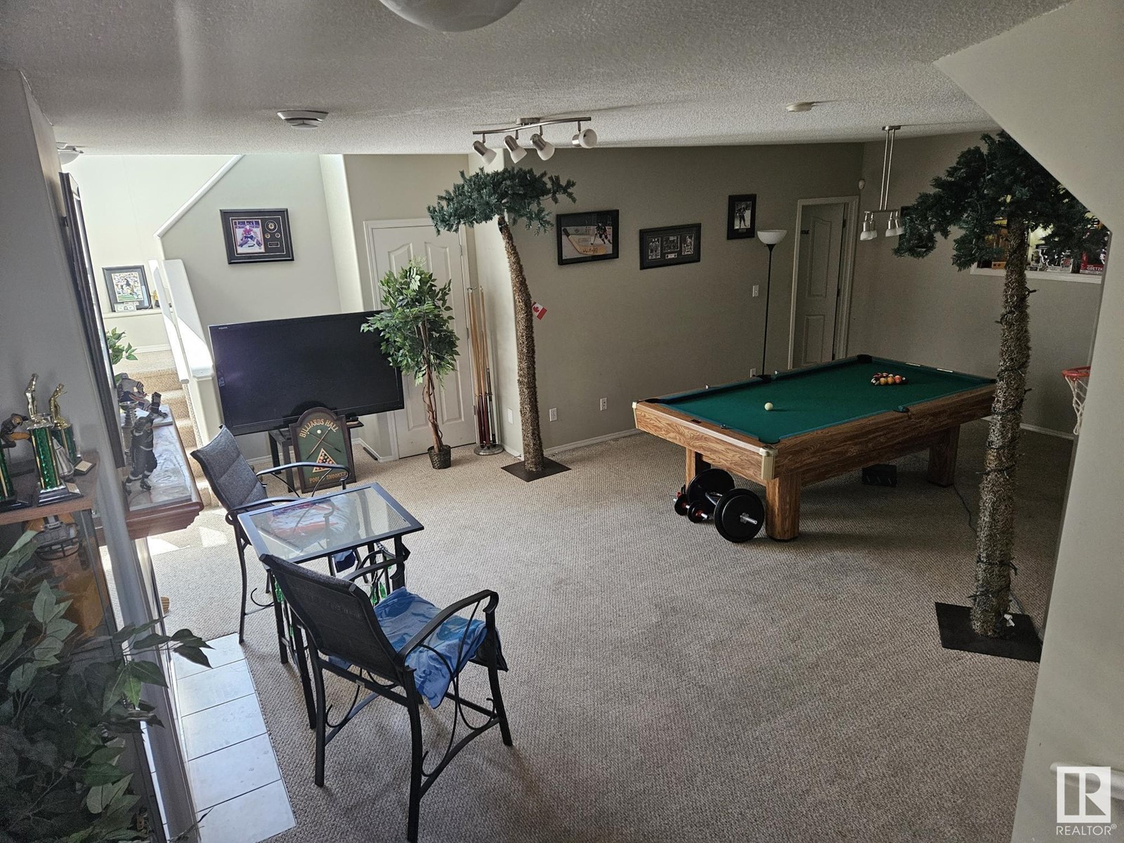 8507 8 Av Sw, Edmonton, Alberta  T6X 1J3 - Photo 2 - E4439483