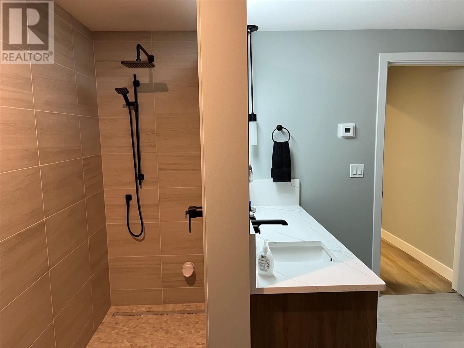 975 Mt Burnham Road, Vernon, British Columbia  V1B 2B6 - Photo 14 - 10340897