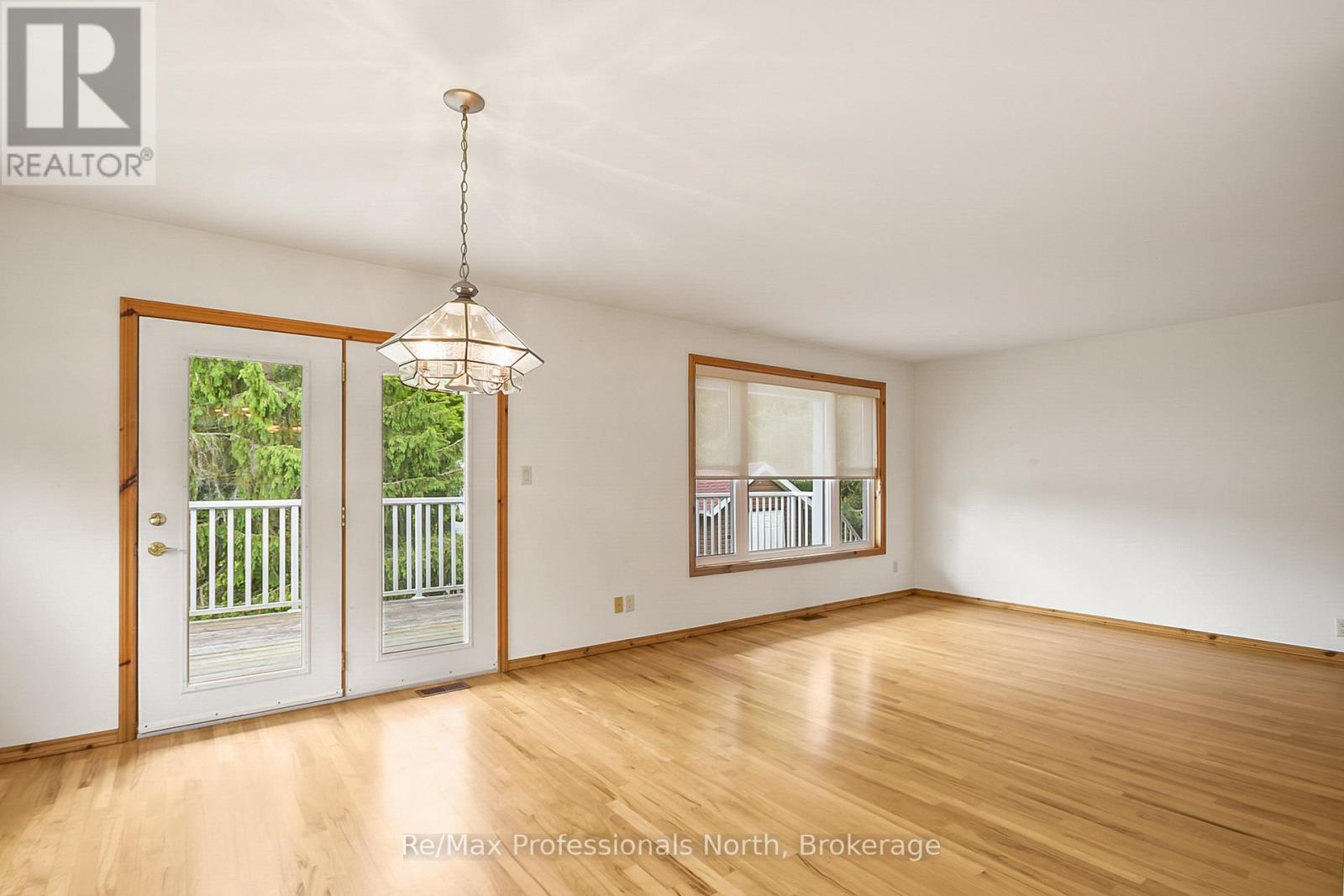 490 Brown Street, Gravenhurst, Ontario  P1P 1G6 - Photo 8 - X12192765