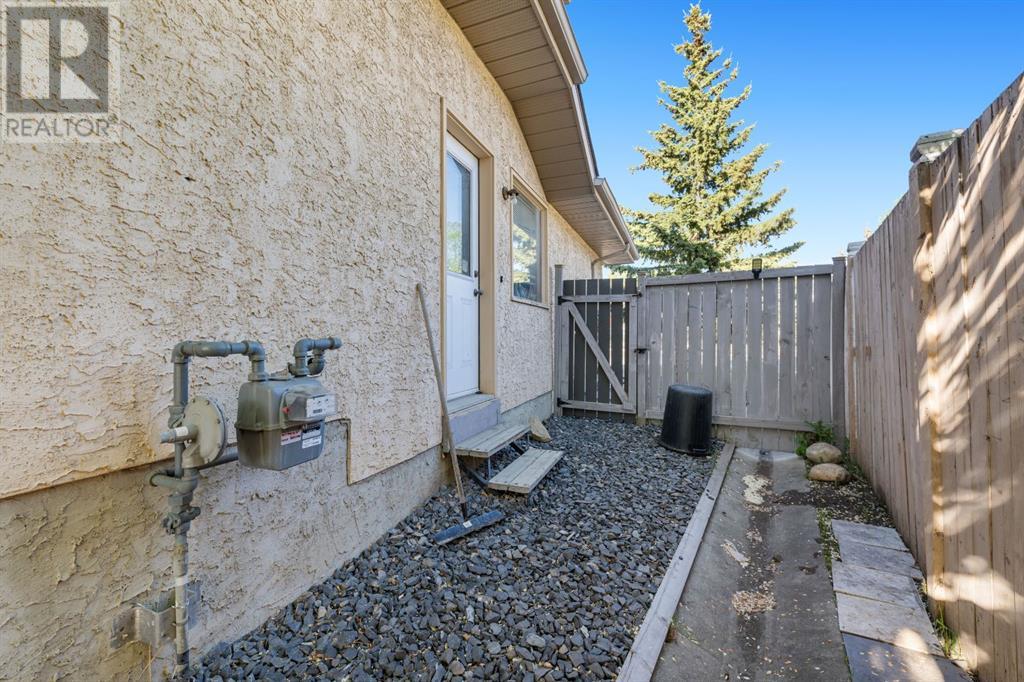 6206 Sierra Morena Boulevard Sw, Calgary, Alberta  T3H 2X8 - Photo 42 - A2226069