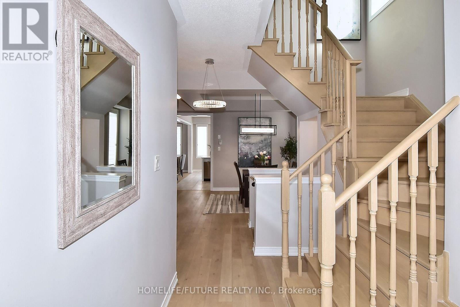 Property at 656 LEMAY GROVE image 3