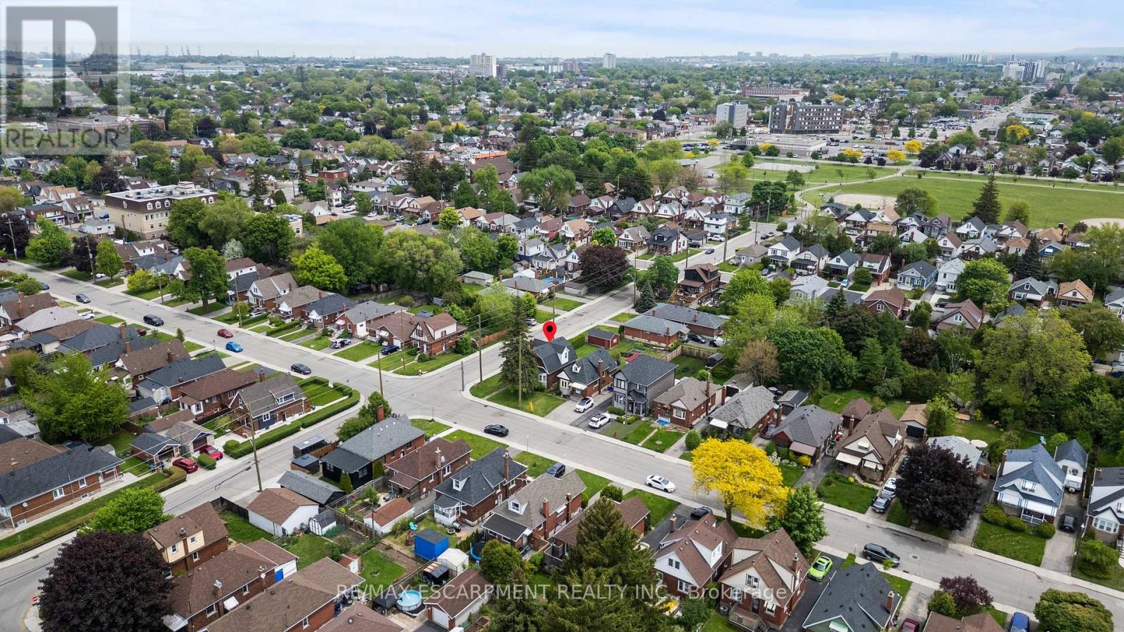29 Barons Avenue S, Hamilton (Bartonville), Ontario  L8K 2Y1 - Photo 26 - X12193472