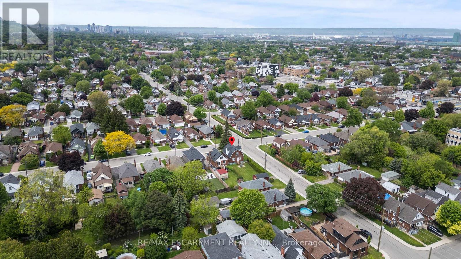 29 Barons Avenue S, Hamilton (Bartonville), Ontario  L8K 2Y1 - Photo 27 - X12193472