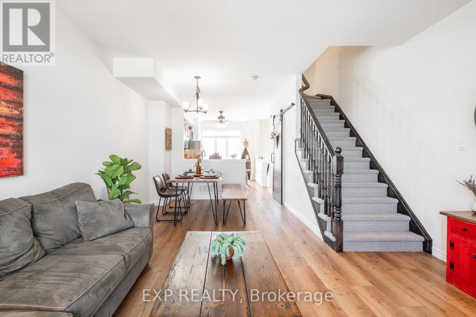 8 Hemlock Way, Grimsby (Grimsby West), Ontario  L3M 0B5 - Photo 15 - X12193587