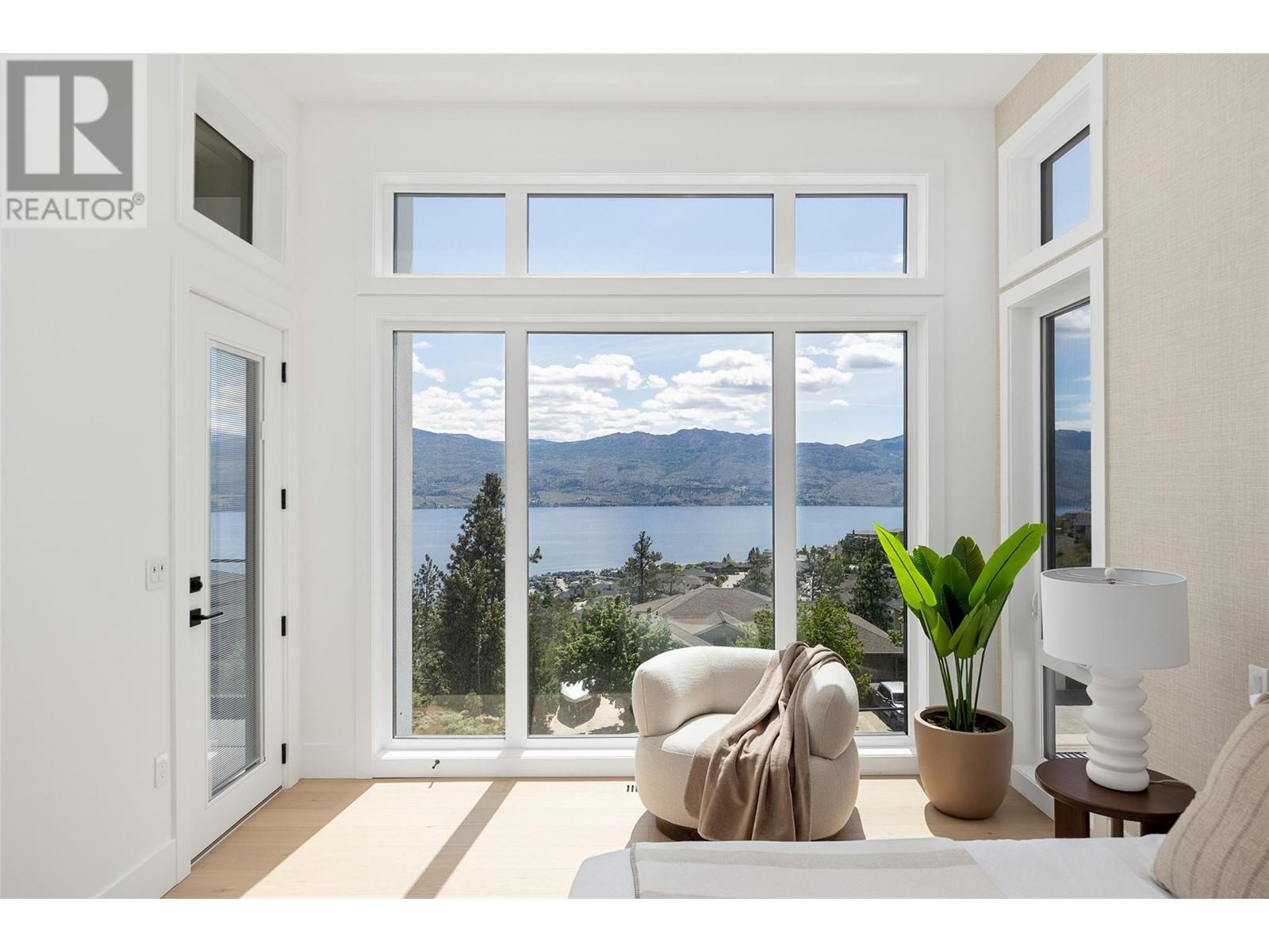 1435 Vineyard Drive, West Kelowna, BC V4T0E9