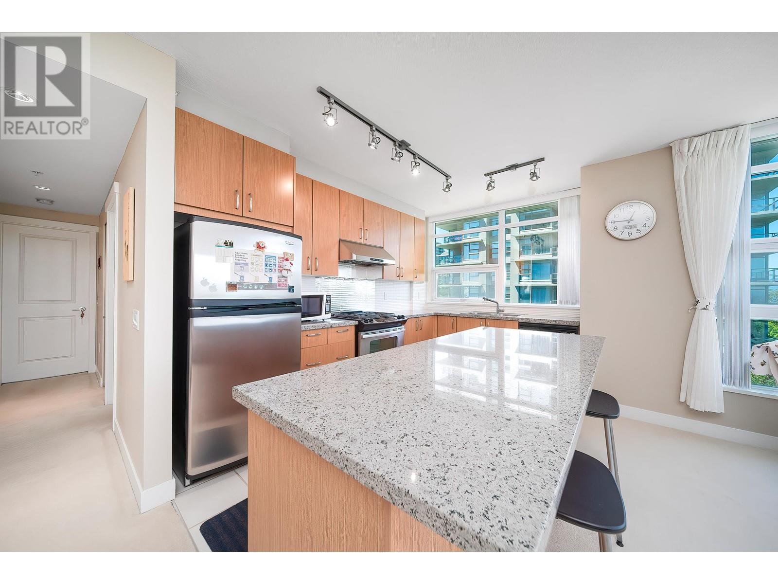 701 9222 University Crescent, Burnaby, British Columbia  V5A 0A6 - Photo 11 - R3010780