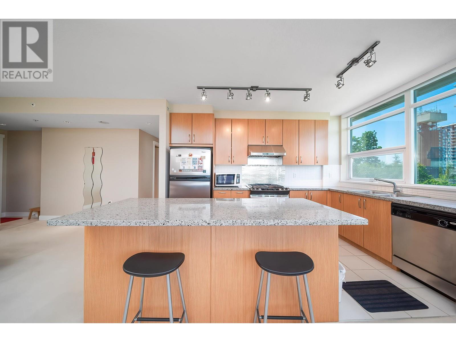 701 9222 University Crescent, Burnaby, British Columbia  V5A 0A6 - Photo 12 - R3010780