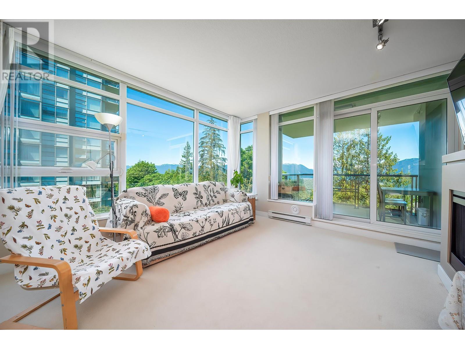 701 9222 University Crescent, Burnaby, British Columbia  V5A 0A6 - Photo 2 - R3010780