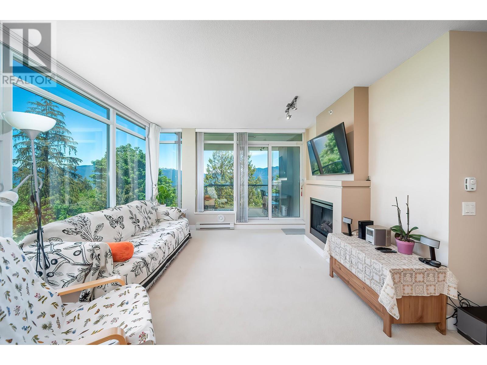701 9222 University Crescent, Burnaby, British Columbia  V5A 0A6 - Photo 3 - R3010780