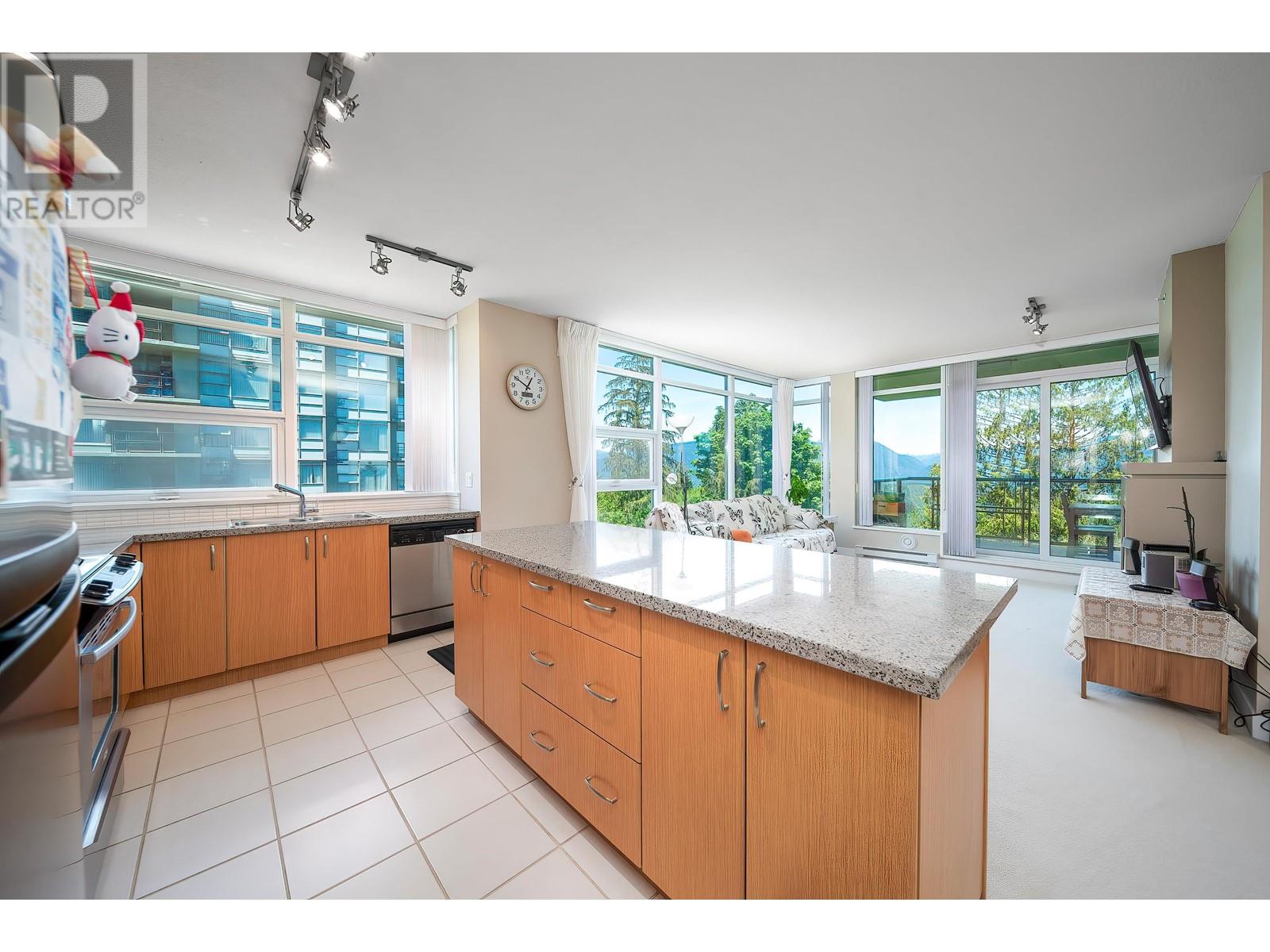 701 9222 University Crescent, Burnaby, British Columbia  V5A 0A6 - Photo 7 - R3010780