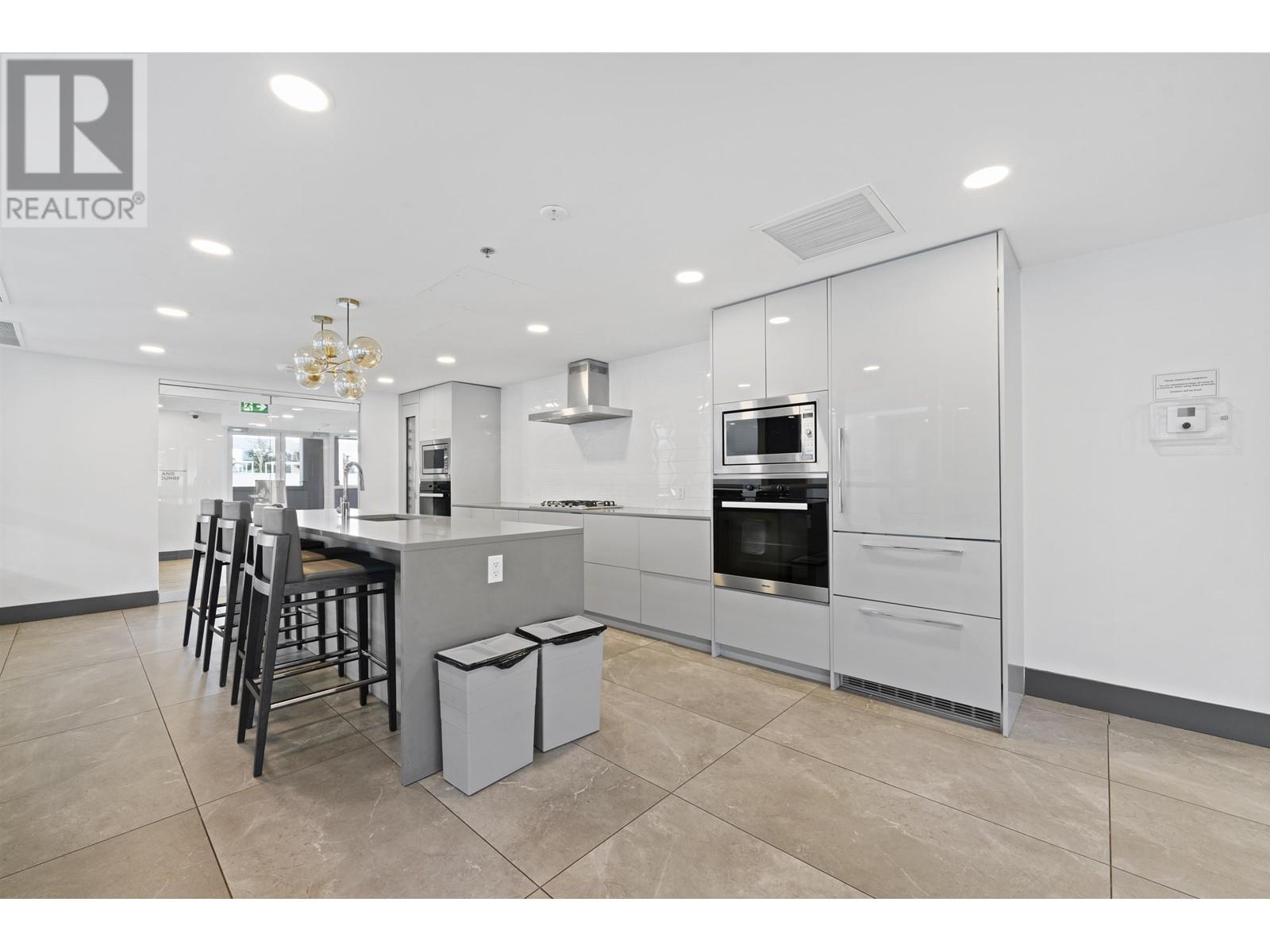 802 1632 Lions Gate Lane, North Vancouver, British Columbia  V7P 0E2 - Photo 23 - R3010795